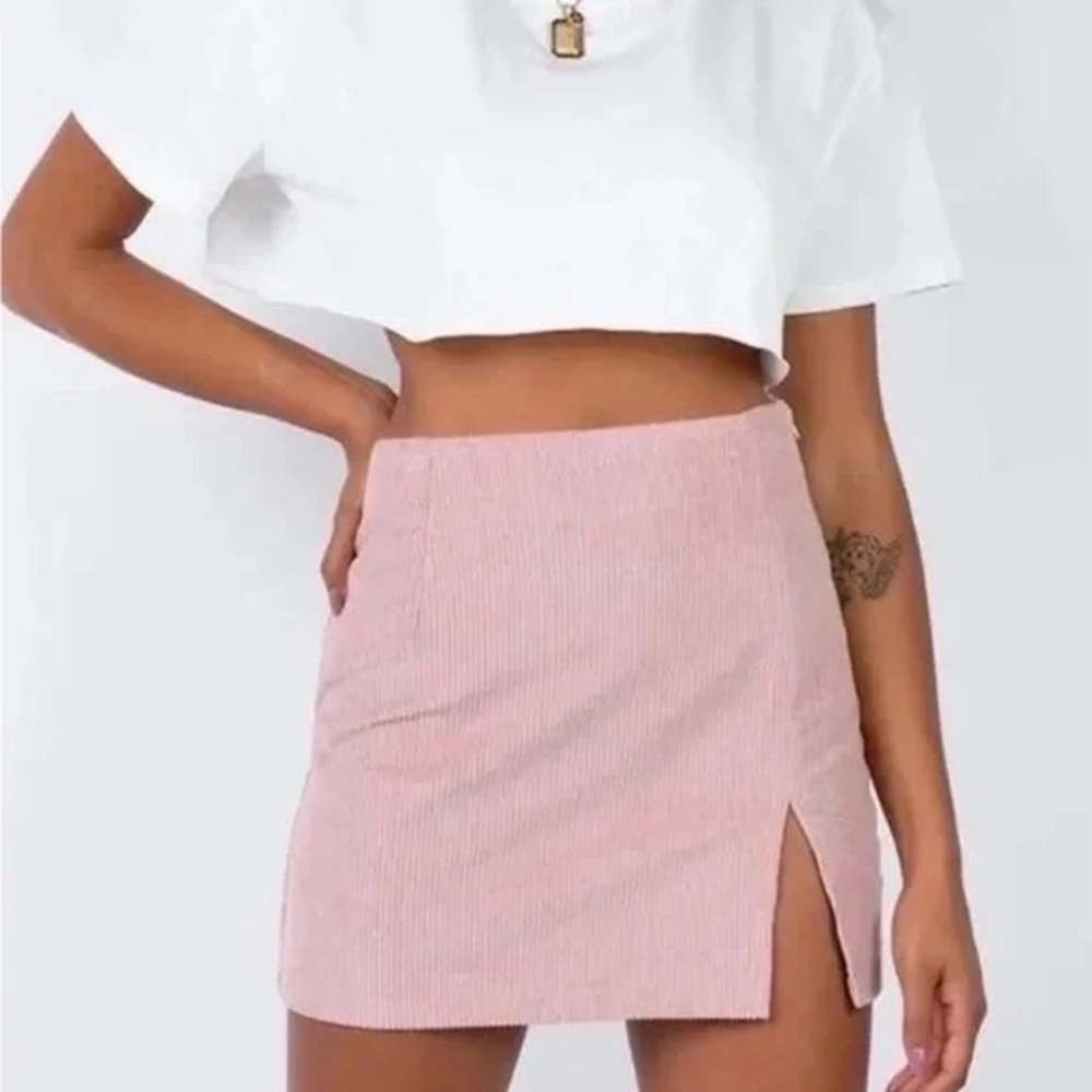 Princess Polly Fahrenheit Skirt. NWT. Never worn. Size 0